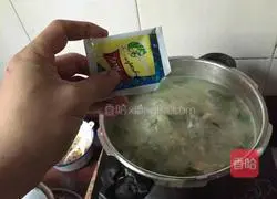 Illustration of how to make pepper scallop porridge 3