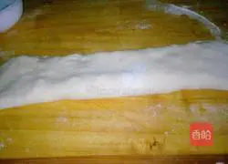 Illustration of how to make ham, green onion, pepper and salt rolls 13