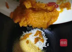 Illustration of how to make pumpkin glutinous rice porridge 6