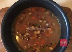 Illustration of braised sausage rice 3