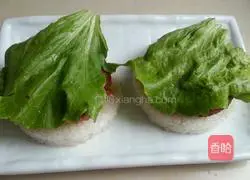 Illustration of how to make rice burgers 16