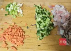 Illustration of how to make Korean squid rice bowl 1