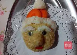 Illustration of how to make Santa Claus rice balls 8