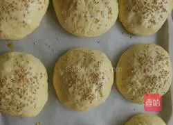 Illustration of how to make hamburger dough 9