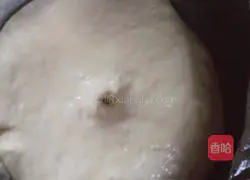 Illustration of how to make plum blossom cake 3