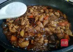 Illustration of how to make mushroom and chicken drumstick rice bowl 12