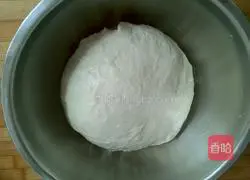 Illustration of how to make pepper leaf rolls 4