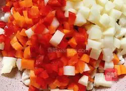 Tomato, Chicken and Cheese Stir-fried Rice Recipe Illustration 9