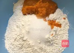 Illustration of how to make Yuanyang Sweet Rolls 1