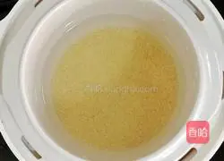 Illustration of how to make stomach-nourishing millet porridge (baby food supplement) 2