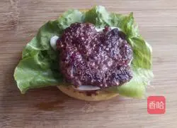 Beef Burger Recipe Illustration 7