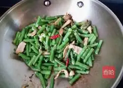 Illustration of how to make braised beans and noodles 5