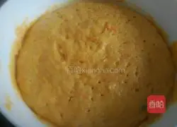 Illustration of how to make pumpkin and red date hair cake 4