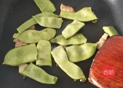 Illustration of how to make braised beans and noodles 9