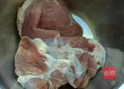 Illustration of how to make braised beans and noodles 1