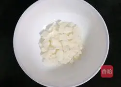 Illustration of how to make hawthorn, snow pear and pumpkin porridge (baby food supplement) 3