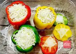 Illustration of how to make colored pepper and salmon baked rice cup 9