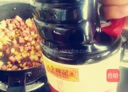 Illustration of homemade potato, corn and enoki mushroom braised noodles 3