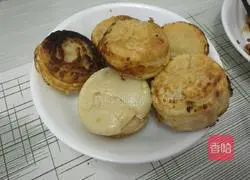 Egg Illustration of how to make burgers 11