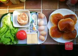 Illustration of how to make beef and egg burgers 1