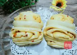 Illustration of how to make Laoganma's flower rolls 17