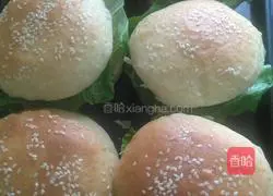 Illustration of how to make homemade burgers 8