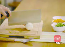 Salmon rice balls Practice illustration 6