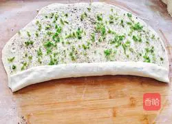 Illustration of how to make pepper-flavored flower rolls 11