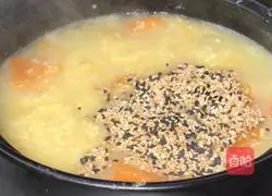 Sesame pumpkin millet porridge recipe 7