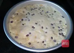 Illustration of how to make red bean and sweet potato cake 10