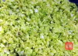 Illustration of how to make egg vegetable box 2