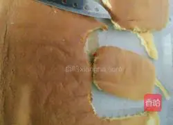 Strawberry Box Cake Recipe Illustration 10