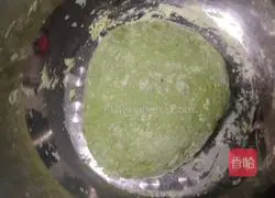 Illustration of how to make green sauce pot stickers 2