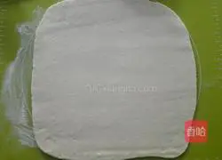 Illustration of how to make rolled flower rolls 2