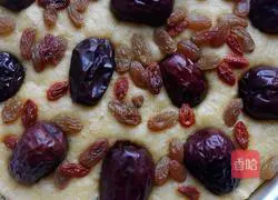 Illustration of how to make cornmeal cake 12