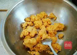 Illustration of how to make hot corn cake 1