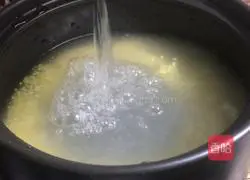 Illustration of how to make green vegetable, kelp and millet porridge 4