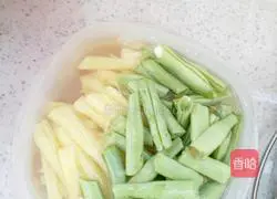 Illustration of braised noodles 2