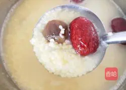 Illustration of how to nourish the stomach millet porridge 6