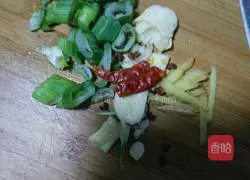 Illustration of how to make potato and beans braised noodles 5