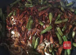 Illustration of how to make braised beans and noodles 8