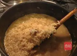 Illustration of how to make porcini risotto 4