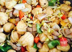 Illustration of how to make fried flower rolls 5