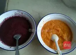 Illustration of how to make pumpkin and purple sweet potato cake 1