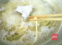 Illustration of how to make spaghetti bolognese 5