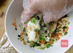 Illustration of how to make colorful rice balls 3