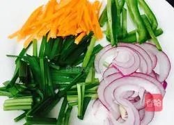 Illustration of how to make fried rice noodles 1