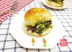 Illustration of how to make avocado, egg and vegetable burgers 7