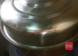 Illustration of how to make cornmeal cake 7