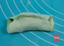 Illustration of how to make pot stickers 2